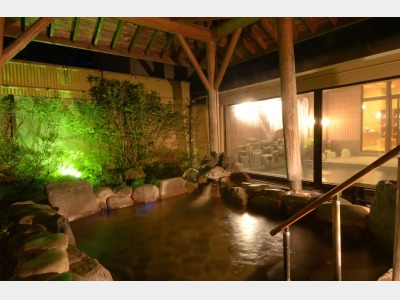 露天風呂（夕）