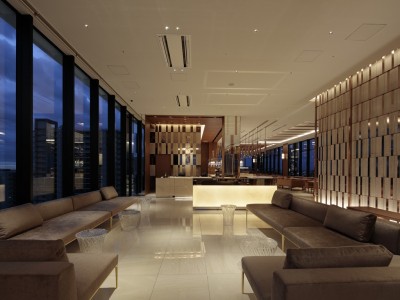 フロント・ロビー