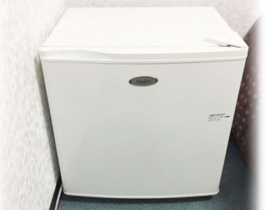 空の冷蔵庫をご用意しています。 食べ物や飲み物をご自由にお持込頂きご利用頂けます