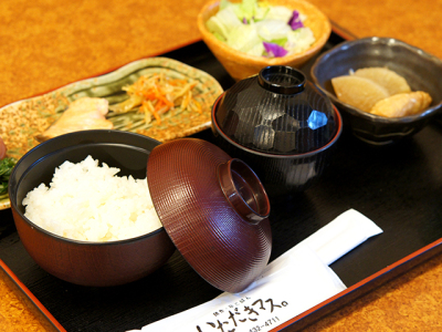 朝食・和食バイキング一例