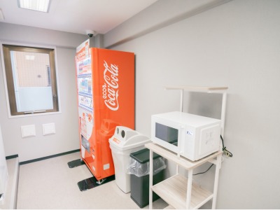 自動販売機/電子レンジ