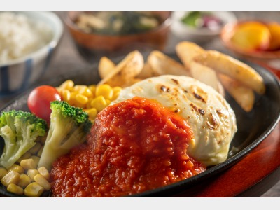ランチ【トマトチーズハンバーグ定食】