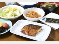 ���H�i���j