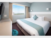 �R���t�H�[�g�Z�~�_�u���i���j