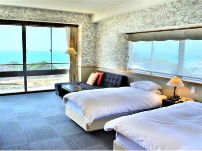 【禁煙】洋室ツイン29㎡・トイレ＆洗面所付海側オーシャンビュー