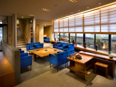 ロビーラウンジ