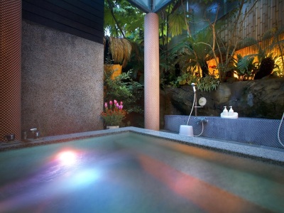 １階貸切露天風呂