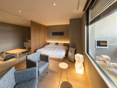 露天風呂付和洋室