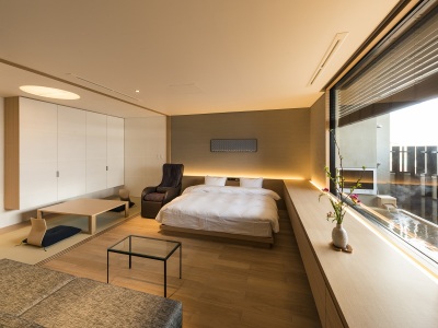 露天風呂付和洋室