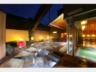 露天風呂（温泉ではございません）