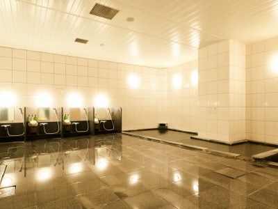 スポーツセンター内大浴場