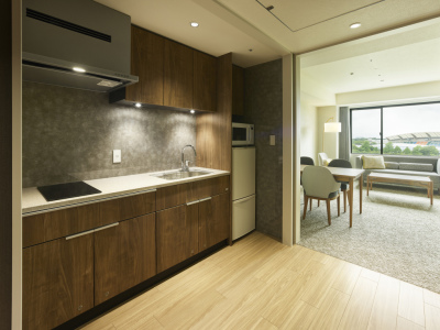 スイート（キッチン・洗濯機付）