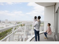 �G�~�I���^���[�@�o���R�j�[(�C���[�W)