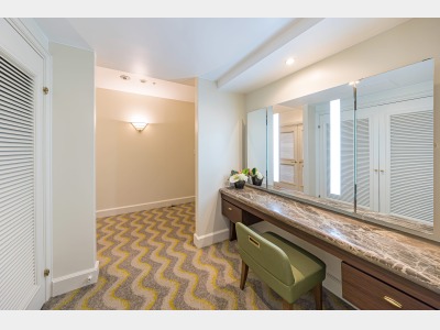 ジュニアスイートルームドレッサー（一例）