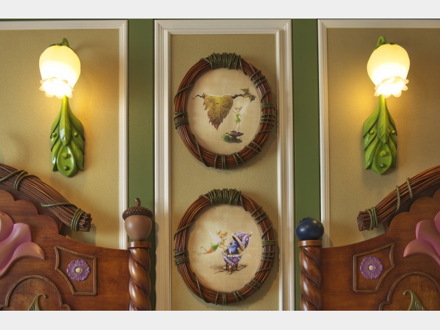 東京ディズニーランド（Ｒ）ホテル ディズニーティンカーベルルームのモチーフ（一例）