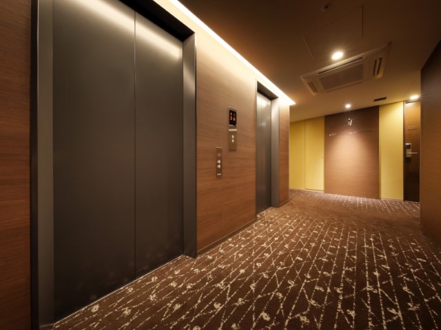 �G���x�[�^�z�[��