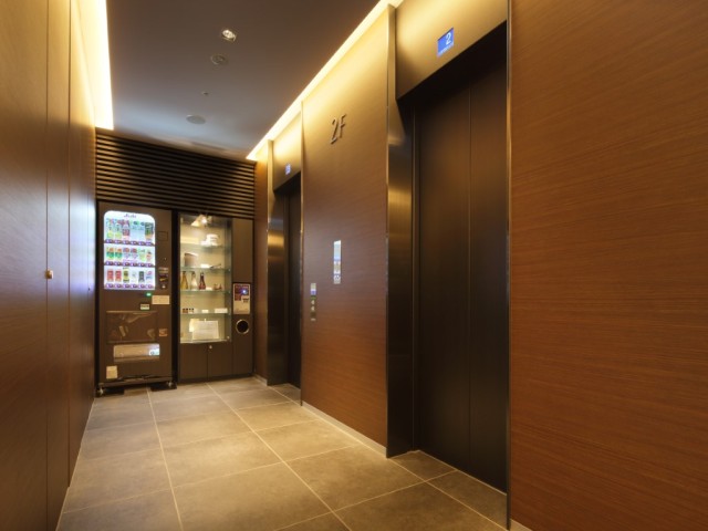 �t�����g�K�G���x�[�^�z�[��