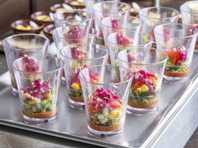 朝食(カップサラダ)