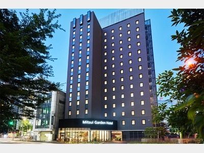 �O��K�[�f���z�e����蒬�̊O��