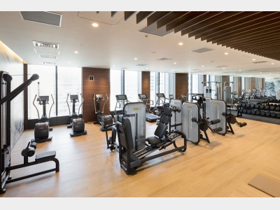 ジム（24hオープン/16歳以上の宿泊者のみ利用可）