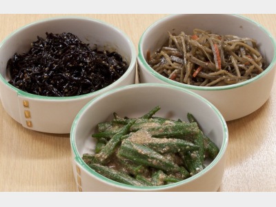 昆布、オクラなど副菜