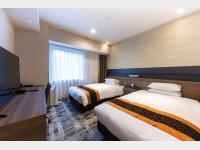 �c�C���i�V�����[�u�[�X�t�j