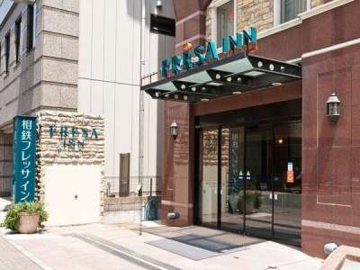 外観エントランス