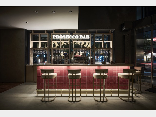 ザ　ロイヤルパークキャンバス　銀座コリドー PROSECCO BAR