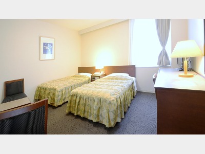 【ツインルーム】21㎡・ベット幅103cm幅 2台