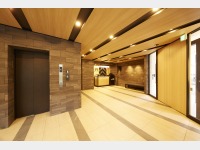 �t�����g�E���r�[