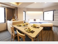 �O�����W���p�j�[�Y�i�C���[�W�j