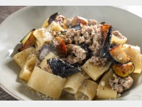 �����`�^�g���֎q�Ǝe�r�̃T���V�b�`���̃y�y�����`�[�m