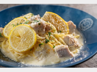 ランチ/ローストチキンと瀬戸内レモンのクリームソース