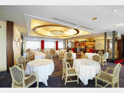 ＊西洋料理「ベッラ・ヴィスタ」