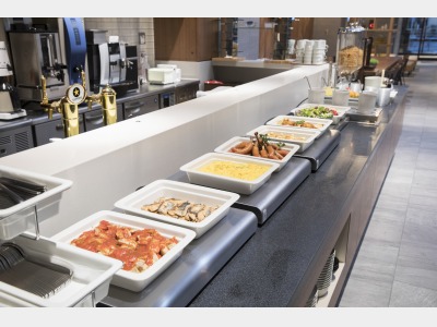 朝食ビュッフェの一例