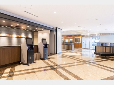 1階　フロント・ロビー