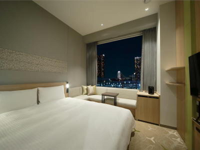 デラックスキングダブル