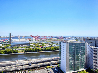 ロビーからの眺望 ※イメージ｜開放感あふれる景色が、特別なひとときを演出します。