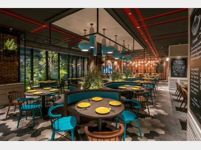 レストラン　内観