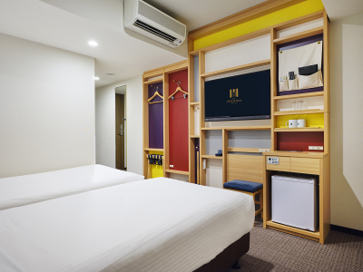 ベーシックツイン