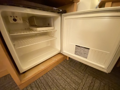 客室冷蔵庫