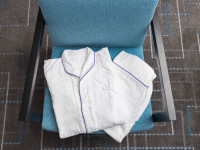 �i�C�g�E�F�A