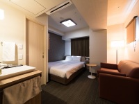 �։�Grande�_�u�����[���@�C���[�W