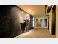 �G���x�[�^�[�z�[��_�q���K