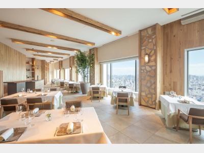 タワーズレストラン「クーカーニョ」店内（２）