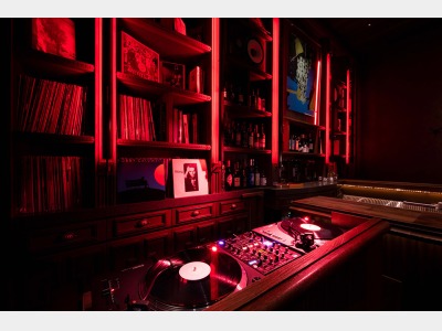 シガーバー「R261 CIGAR & ROCK」（３）