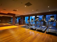 �t�B�b�g�l�X���[��