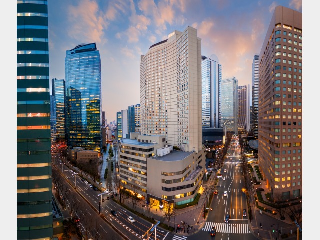 ヒルトン東京 外観