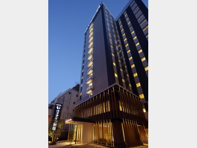 ヴィアイン新宿の外観