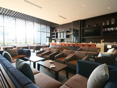 レストラン「カフェテラス　ボンジュール」